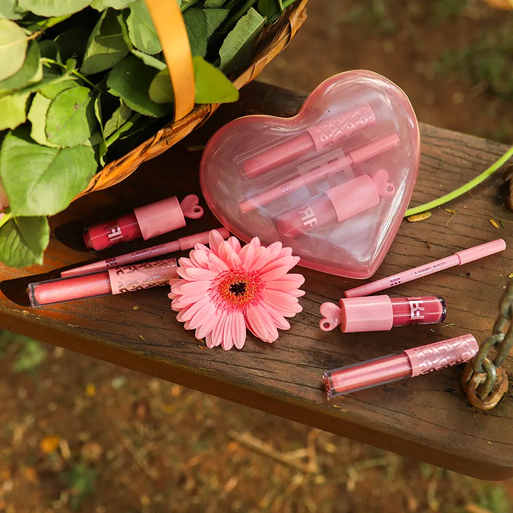 Love Kit Franciny Elkhe Love Chilli + Lip Love + Love Liner - Imagem 2